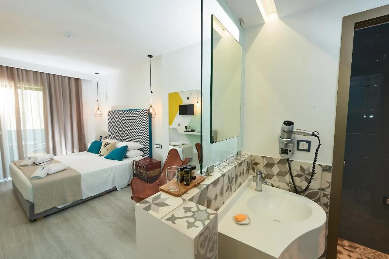 Blue Bottle Boutique Hotel Thessaloniki