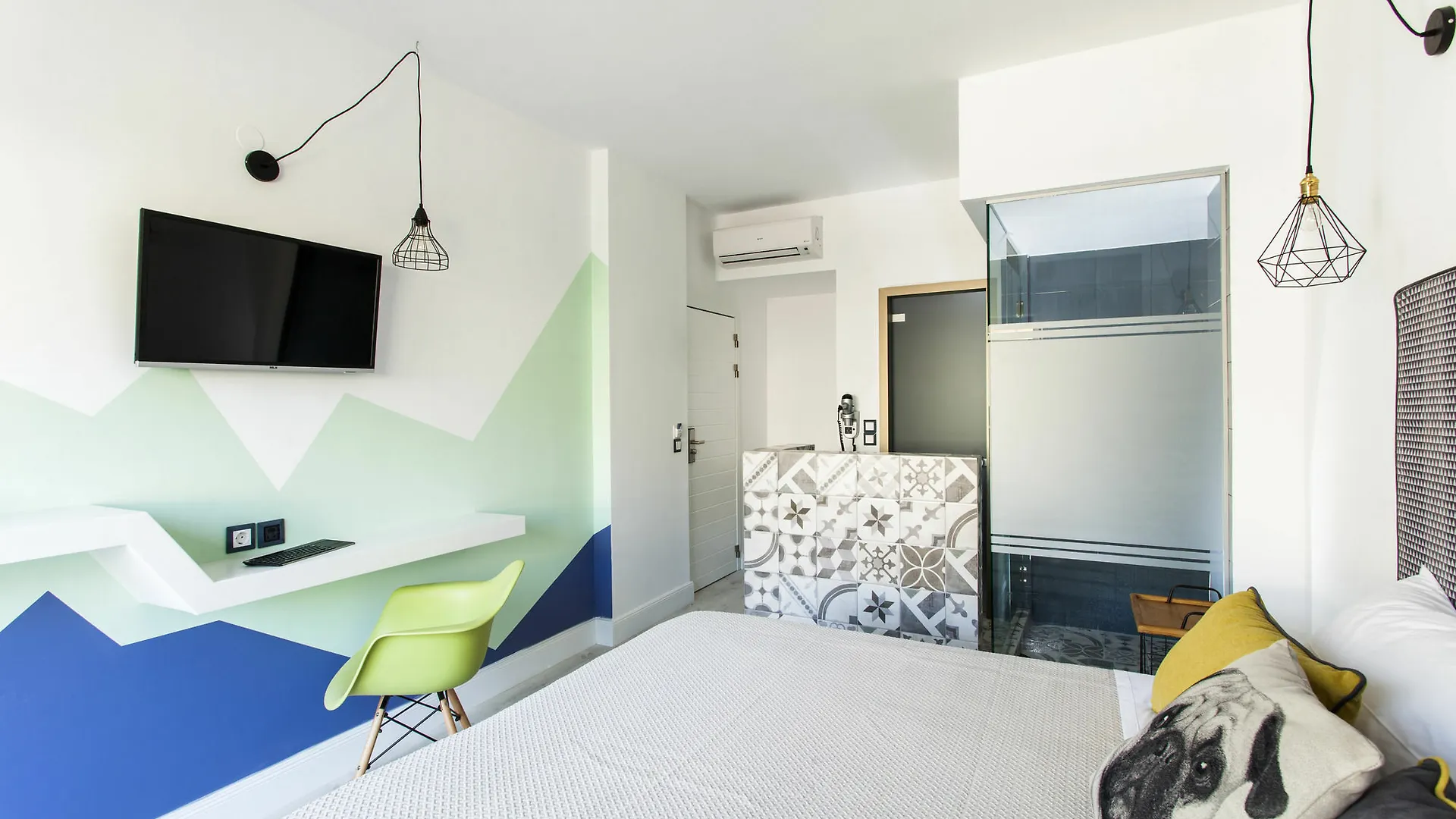 Blue Bottle Boutique Hotel Thessaloniki 3*,